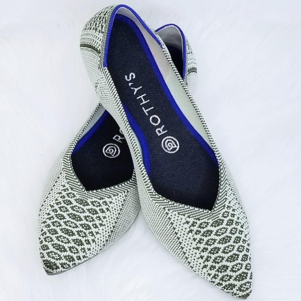 ROTHY'S POINT PISTACHIO (?) COBRA PRINT TEXTILE UPPER BALLET FLATS SIZE 8